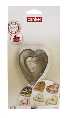FACKELMANN Zenker 4 Cookie Moulds Heart Shaped Card 43008